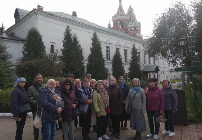 Участники «Московского долголетия» посетили Звенигород